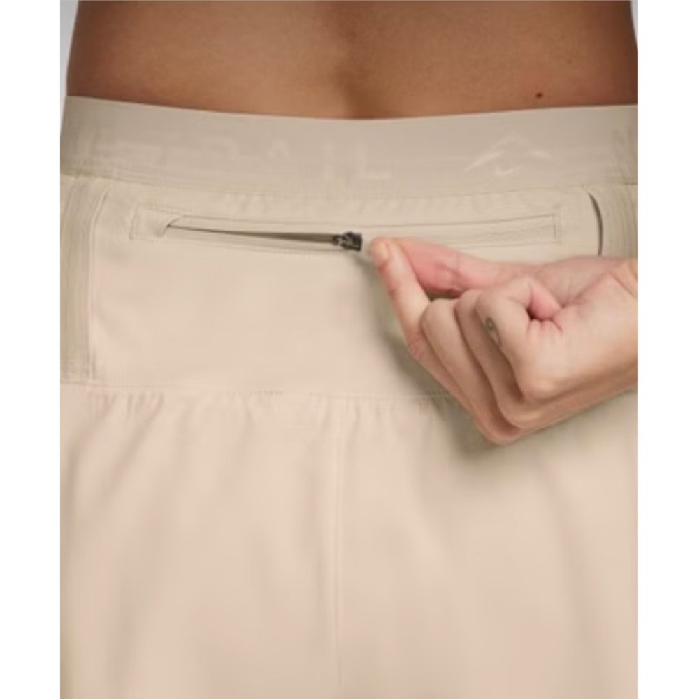Nike Dri-Fit Trail Running Shorts Medium NWT - Picture 4 of 10